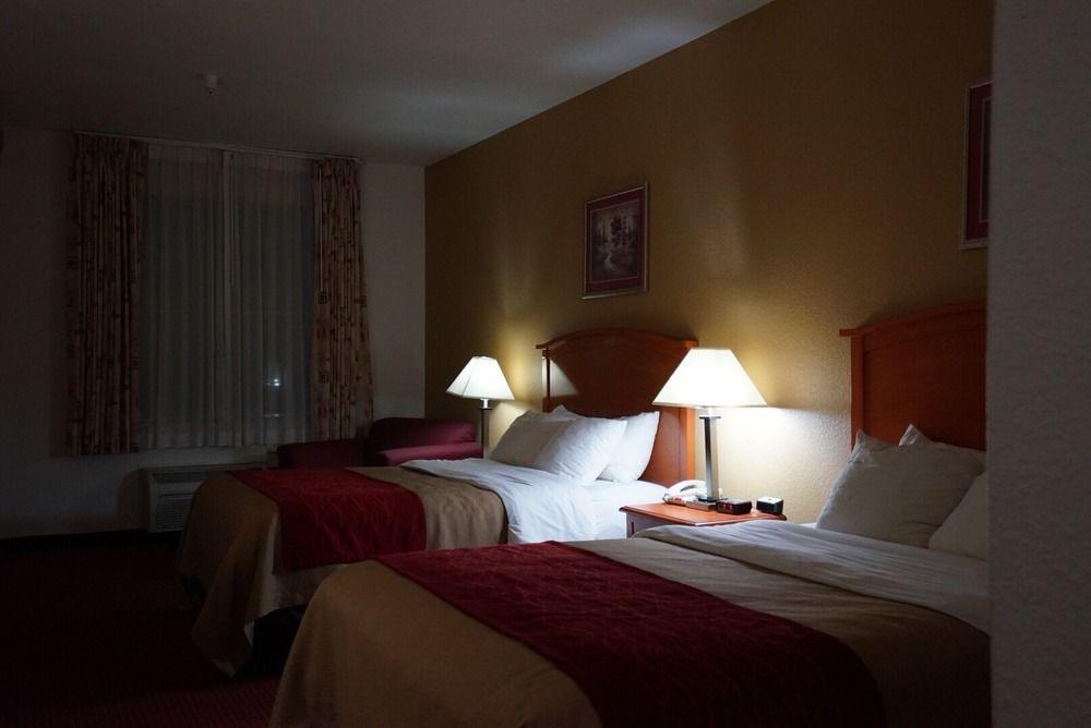 Comfort Inn & Suites Chesapeake - Portsmouth Ngoại thất bức ảnh
