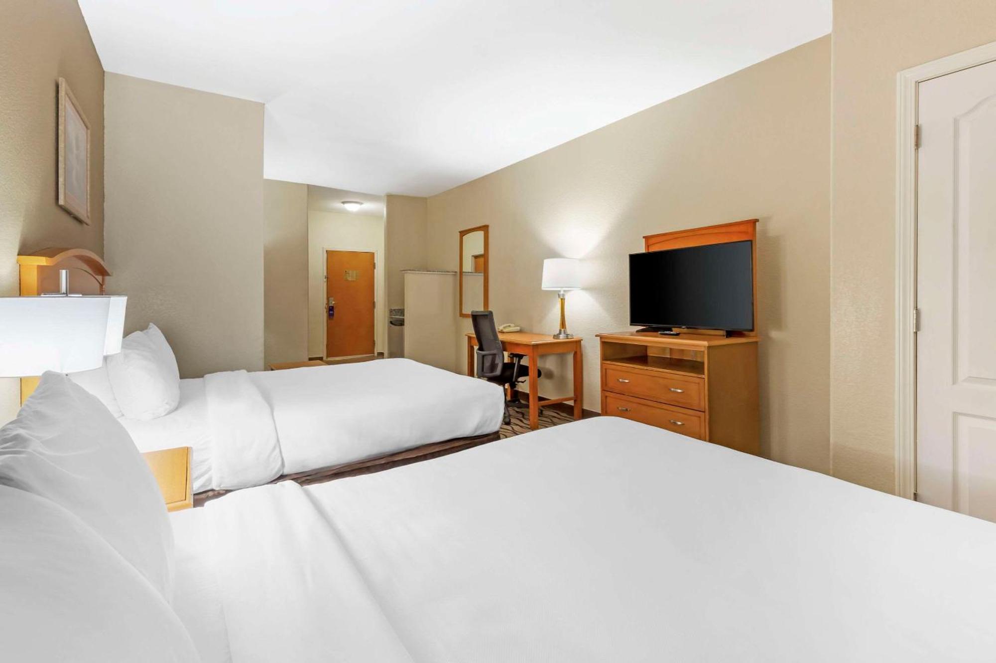 Comfort Inn & Suites Chesapeake - Portsmouth Ngoại thất bức ảnh
