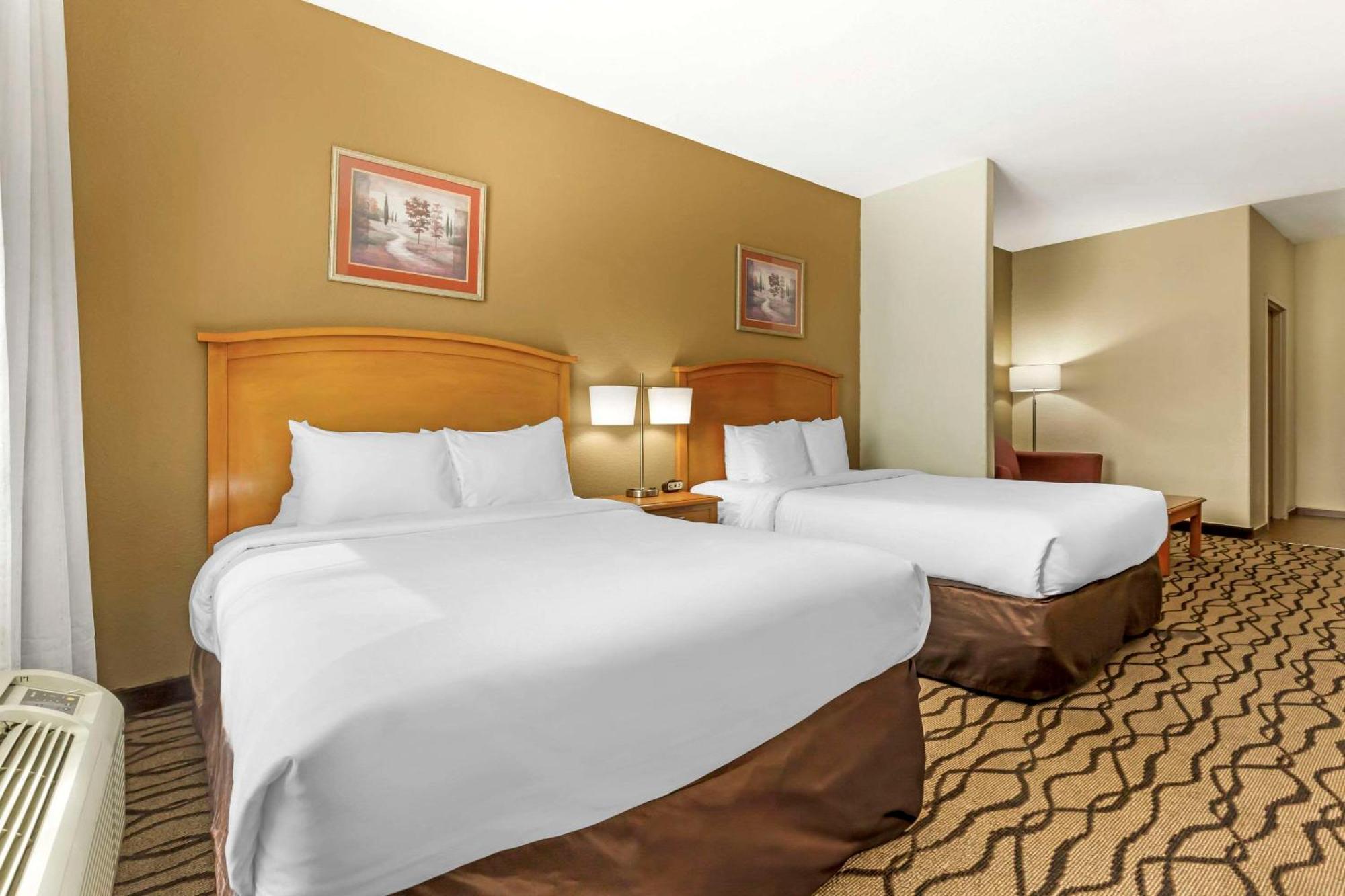 Comfort Inn & Suites Chesapeake - Portsmouth Ngoại thất bức ảnh