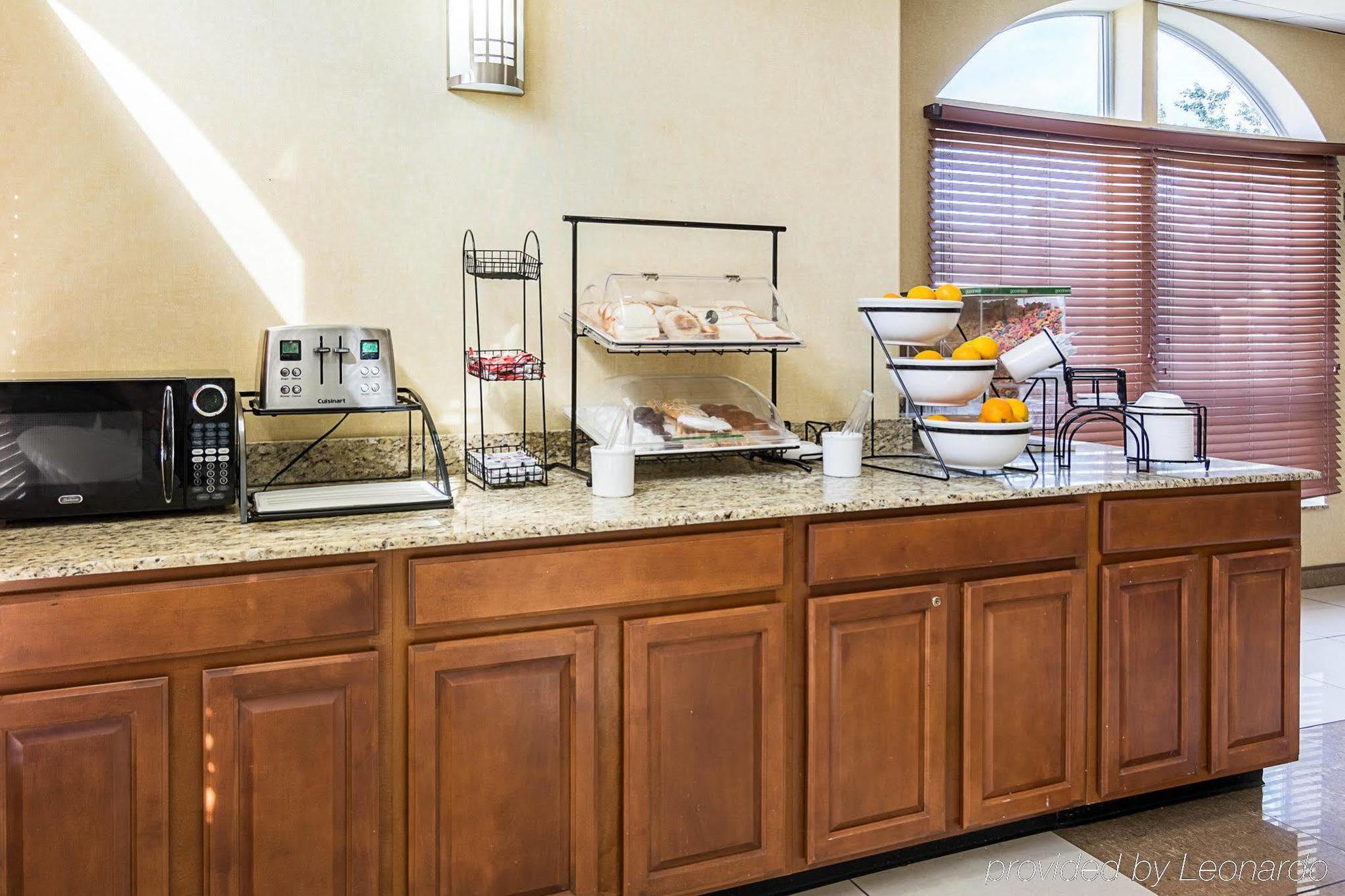 Comfort Inn & Suites Chesapeake - Portsmouth Ngoại thất bức ảnh