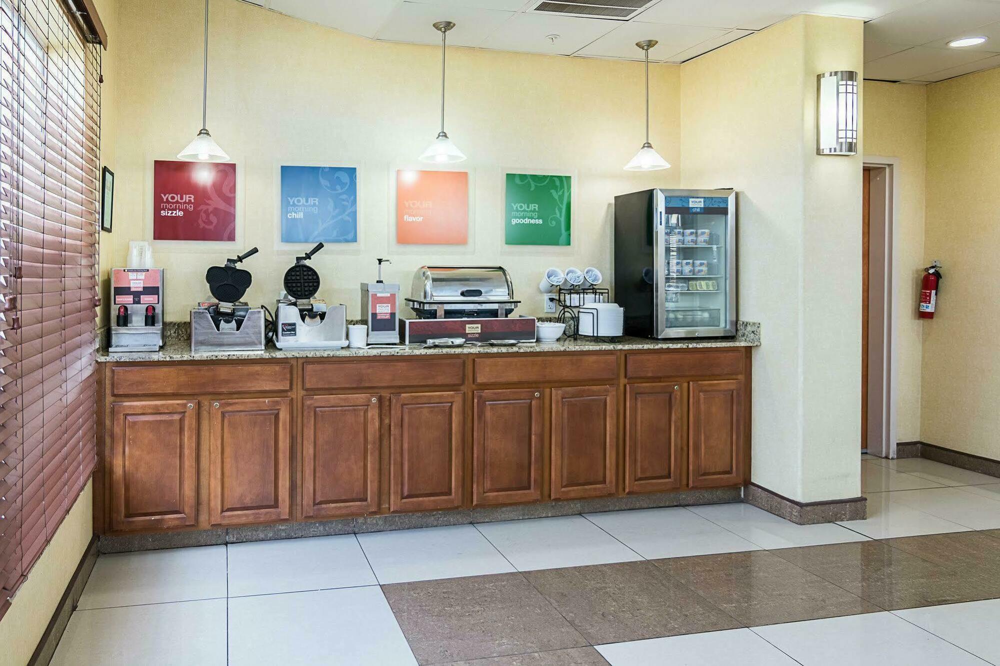 Comfort Inn & Suites Chesapeake - Portsmouth Ngoại thất bức ảnh