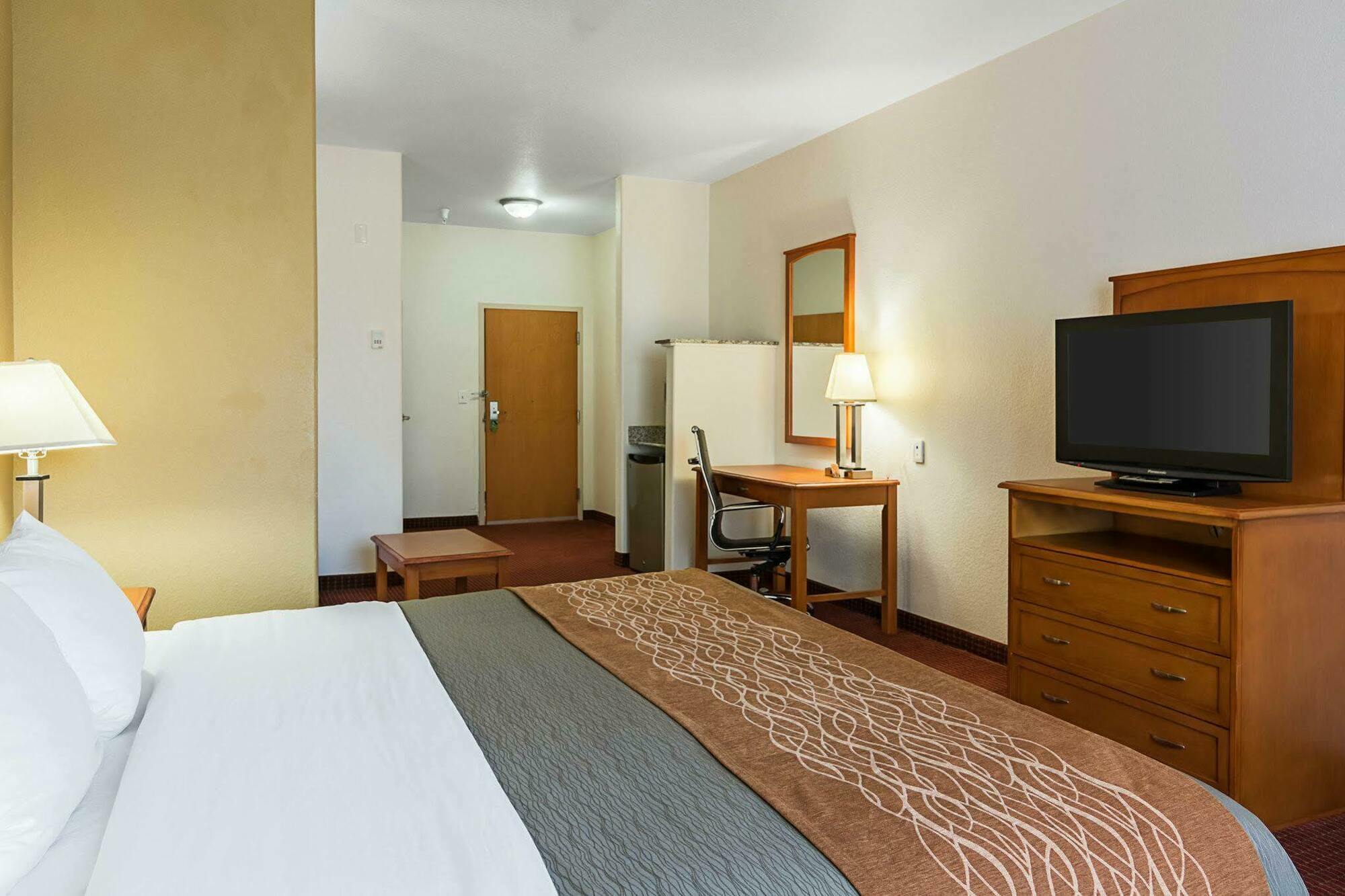 Comfort Inn & Suites Chesapeake - Portsmouth Ngoại thất bức ảnh