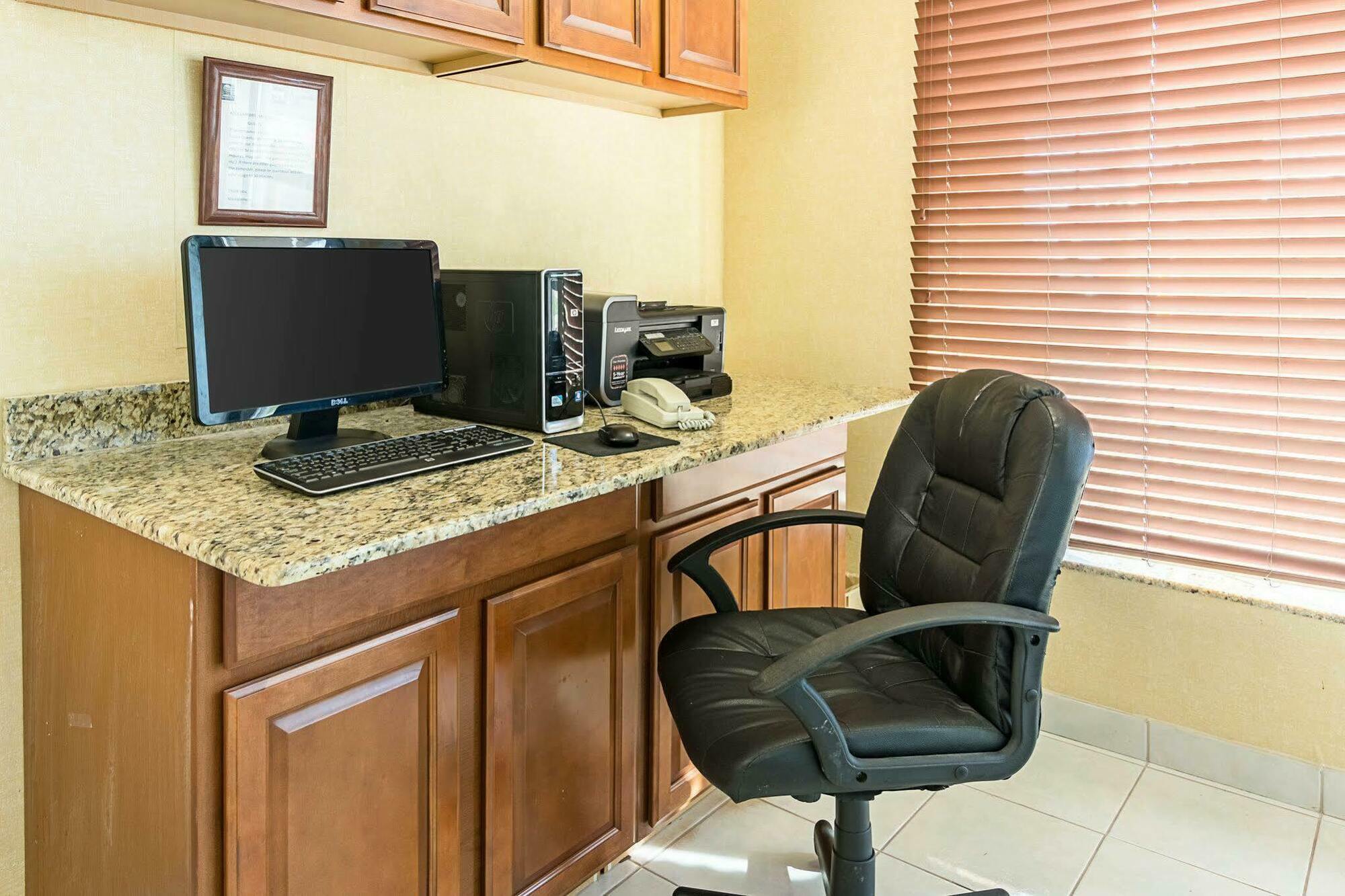 Comfort Inn & Suites Chesapeake - Portsmouth Ngoại thất bức ảnh